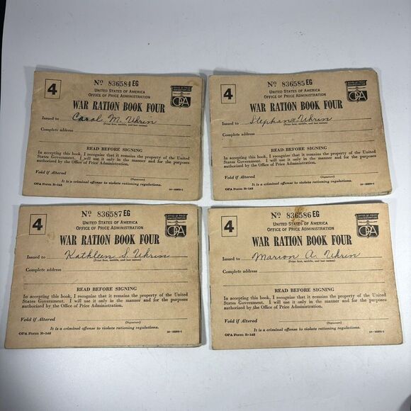 Set Of 4 WW2 1943 Vintage War Ration Book #4 With A Lot Of Multiple Stamps Books - Picture 1 of 8